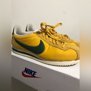 Nike classic Cortez YELLOW